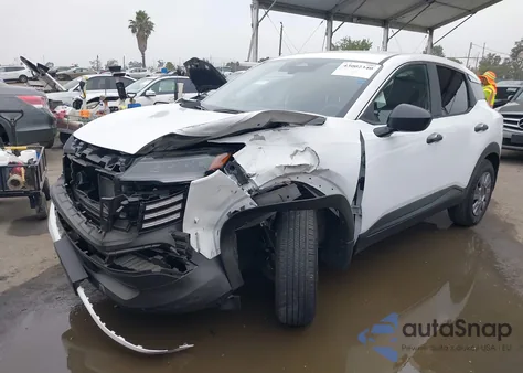 2025 Nissan Kicks S Intelligent Awd z USA, uszkodzony, nr VIN 3N8AP6BB4SL318053